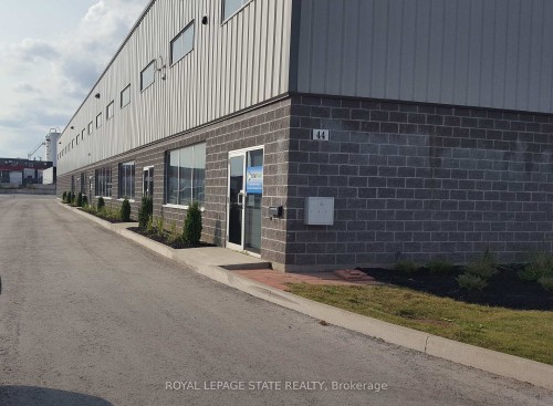 3-44 Ditton Drive, Hamilton, ON 