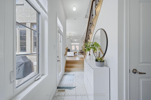 209 Clockwork Drive, Brampton, ON - Indoor Photo Showing Other Room