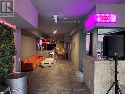 172 OSSINGTON AVENUE Toronto, ON M6J 2Z7