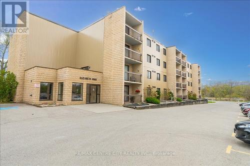 102 - 31 VICTORIA STREET S  Strathroy-Caradoc (Nw), ON N7G 3Y4