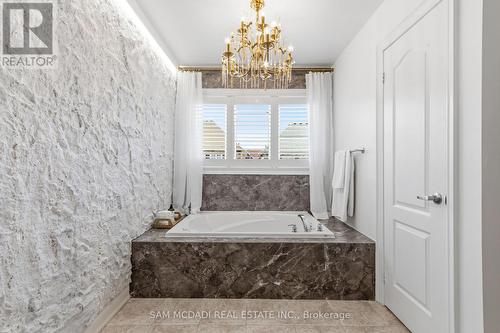 3155 Seabright Drive, Mississauga, ON - Indoor Photo Showing Bathroom
