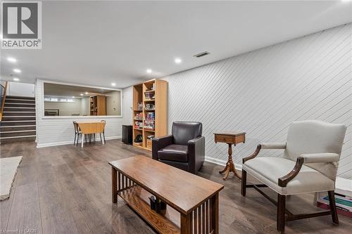 20 Katherine Crescent, Kitchener, ON - Indoor Photo Showing Living Room