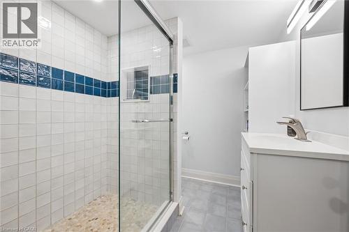 20 Katherine Crescent, Kitchener, ON - Indoor Photo Showing Bathroom