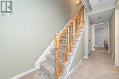 111 Steele Park Private, Ottawa, ON - Indoor Photo Showing Other Room
