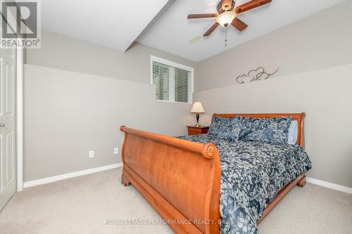 111 Steele Park Private, Ottawa, ON - Indoor Photo Showing Bedroom