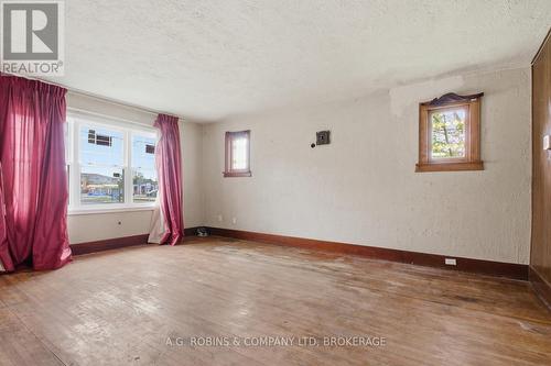 578 Southworth Street S, Welland (Lincoln/Crowland), ON - Indoor Photo Showing Other Room