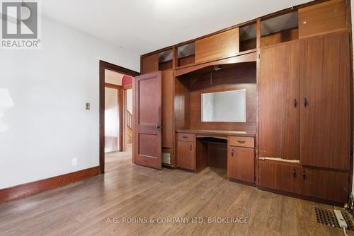 Main Floor Bedroom - 578 Southworth Street S, Welland (Lincoln/Crowland), ON - Indoor Photo Showing Other Room