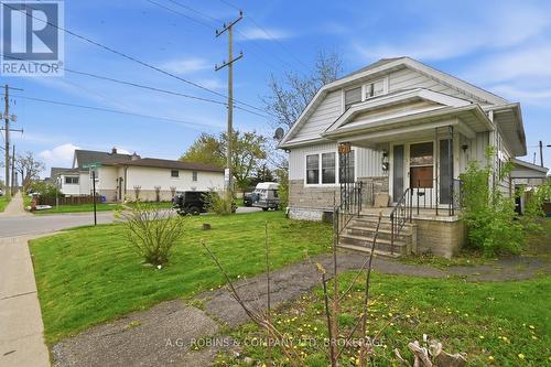 578 Southworth Street S, Welland (Lincoln/Crowland), ON - Outdoor
