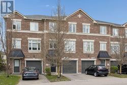 14 KATERSON LANE Clarington (Courtice), ON L1E 0E9