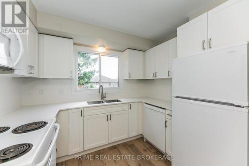 56 Leger Avenue, St. Thomas, ON - Indoor Photo Showing Kitchen With Double Sink