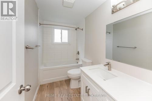 56 Leger Avenue, St. Thomas, ON - Indoor Photo Showing Bathroom