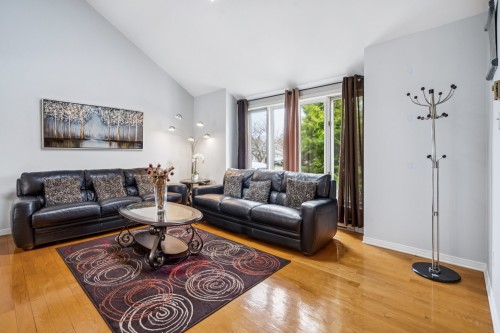 Salon - 3970 Rue Oslo, Brossard, QC - Indoor Photo Showing Living Room