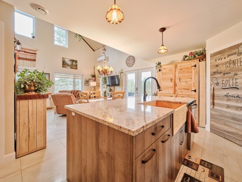 Cuisine - 653 2E Rang, Saint-Charles-De-Bourget, QC - Indoor Photo Showing Kitchen
