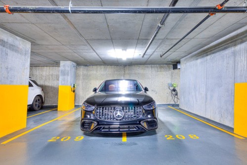 Garage - Ph-3002-628 Rue St-Jacques, Montréal (Ville-Marie), QC 