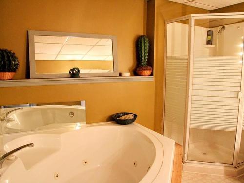 33 Radisson Crescent, Marathon, ON - Indoor Photo Showing Bathroom