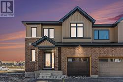 208 BEEBALM CRESCENT Ottawa, ON K2J 7H1