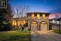 248 APPLEVALE COURT  Burlington, ON L7L 2B9