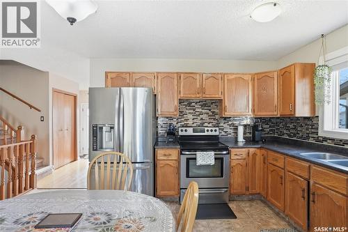 454 Konihowski Road, Saskatoon, SK - Indoor Photo Showing Kitchen With Double Sink