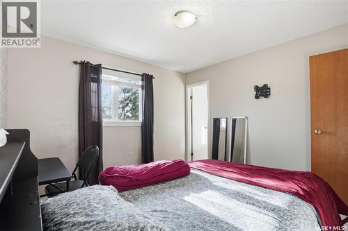 454 Konihowski Road, Saskatoon, SK - Indoor Photo Showing Bedroom