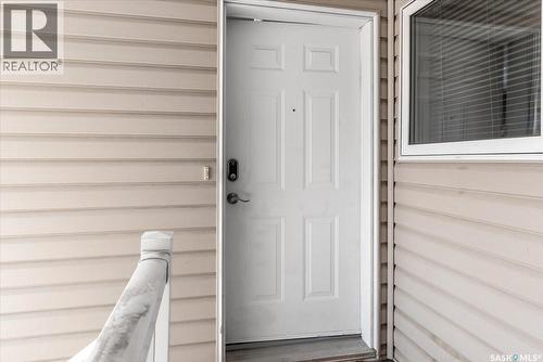 4044 Buckingham Drive E, Regina, SK - Outdoor With Exterior