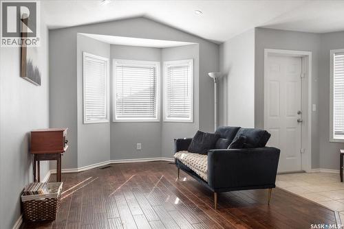 4044 Buckingham Drive E, Regina, SK - Indoor