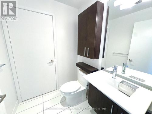 833 - 8 Telegram Mews, Toronto, ON - Indoor Photo Showing Bathroom