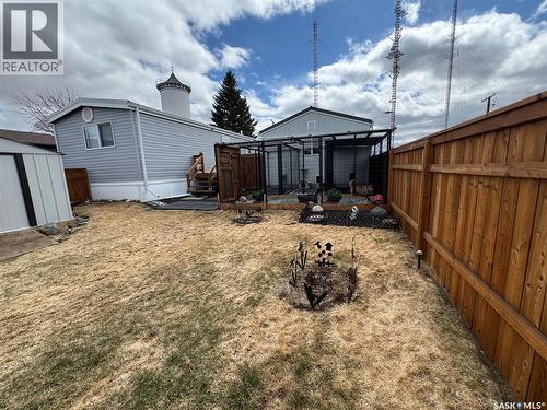 357 10Th Avenue Se, Weyburn, SK 