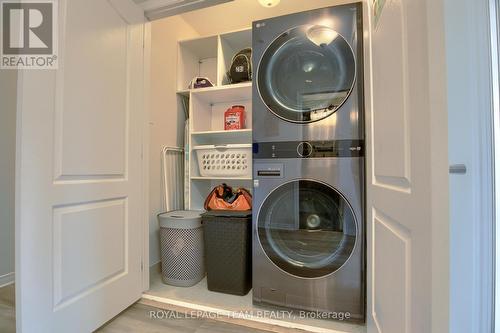855 Element Private, Ottawa, ON - Indoor Photo Showing Laundry Room