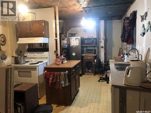 121 5Th Street, Bladworth, SK - Indoor