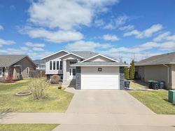 5 Woodlands Drive  Brandon, MB R7A 0T1