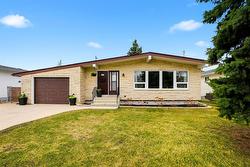 231 Carriage Road  Winnipeg, MB R2Y 0L7