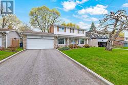 88 PAGE AVENUE Toronto, ON M2K 2B7