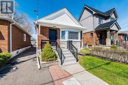 24 SEVENTH STREET  Toronto, ON M8V 3B2