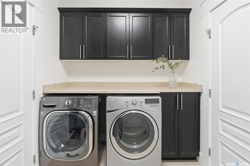 258 Whalley Crescent, Saskatoon, SK - Indoor Photo Showing Laundry Room