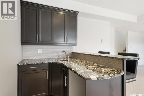 258 Whalley Crescent, Saskatoon, SK - Indoor Photo Showing Kitchen With Upgraded Kitchen