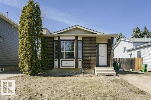 14304 32 ST NW  Edmonton, AB T5Y 1P1