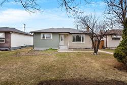 1133 Huron Avenue  Winnipeg, MB R2X 1J7