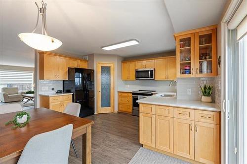 147 Lindmere Dr, Winnipeg, MB 