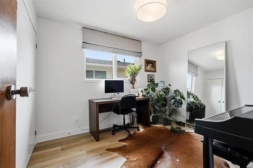 231 Carriage Rd, Winnipeg, MB 