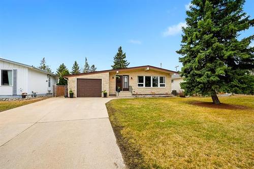 231 Carriage Rd, Winnipeg, MB 