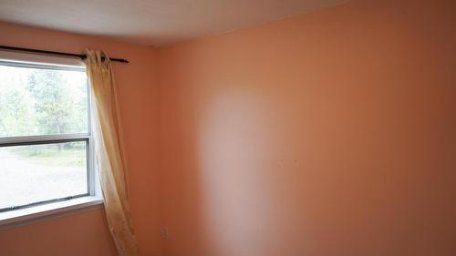 1741 Chasm Road, Clinton, BC - Indoor Photo Showing Other Room