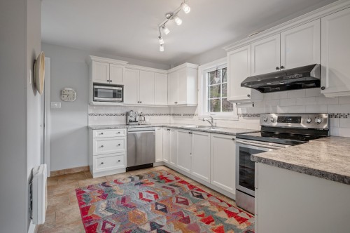 Cuisine - 1421 Rue Des Pierrots, Sainte-Adèle, QC - Indoor Photo Showing Kitchen
