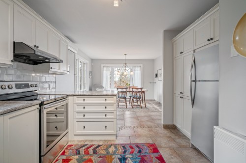 Cuisine - 1421 Rue Des Pierrots, Sainte-Adèle, QC - Indoor Photo Showing Kitchen