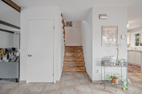 Escalier - 1421 Rue Des Pierrots, Sainte-Adèle, QC - Indoor Photo Showing Other Room