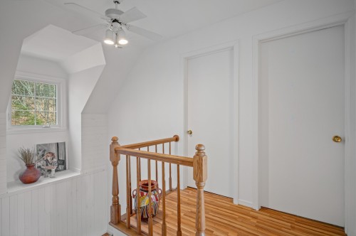 Corridor - 1421 Rue Des Pierrots, Sainte-Adèle, QC - Indoor Photo Showing Other Room
