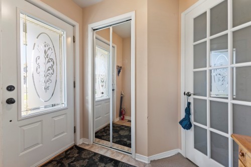 Hall d'entrée/Vestibule - 6 Rue Aimé-Aubry, Rigaud, QC - Indoor Photo Showing Other Room