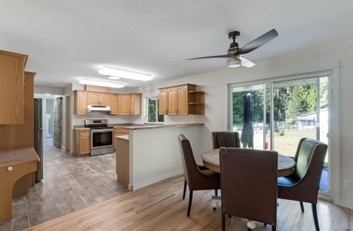 520 Corcan Rd, Qualicum Beach, BC 