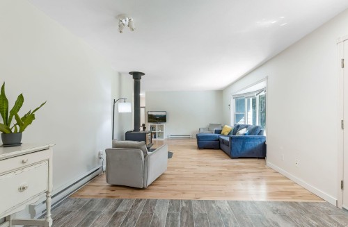 520 Corcan Rd, Qualicum Beach, BC 
