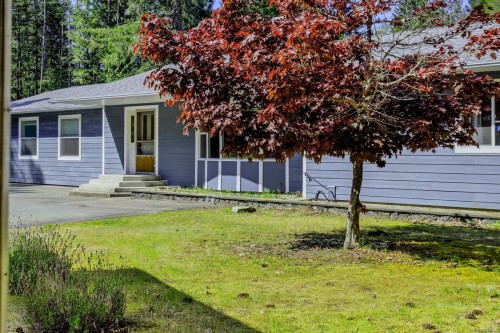 520 Corcan Rd, Qualicum Beach, BC 