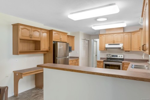 520 Corcan Rd, Qualicum Beach, BC 